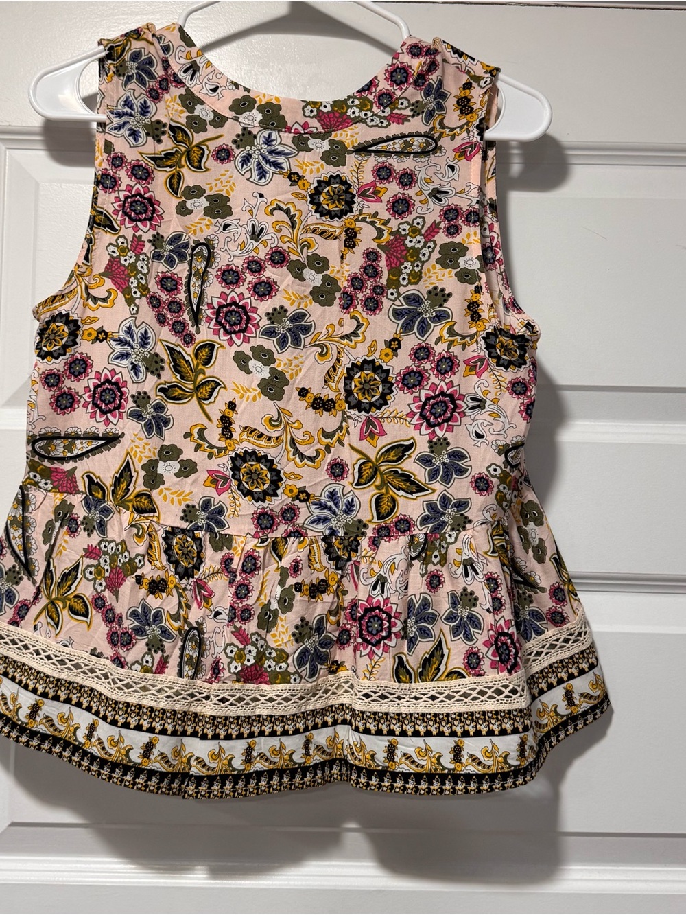 Blue Tassel Floral Sleeveless V-Neck Tank Top - Picture 5 of 9